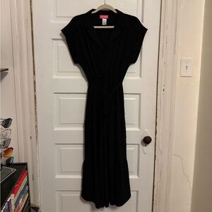 Elegant Black Midi Dress with Tie Waist